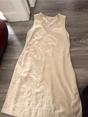 Briggs New York Soft Cream Ruffle-Trim dress